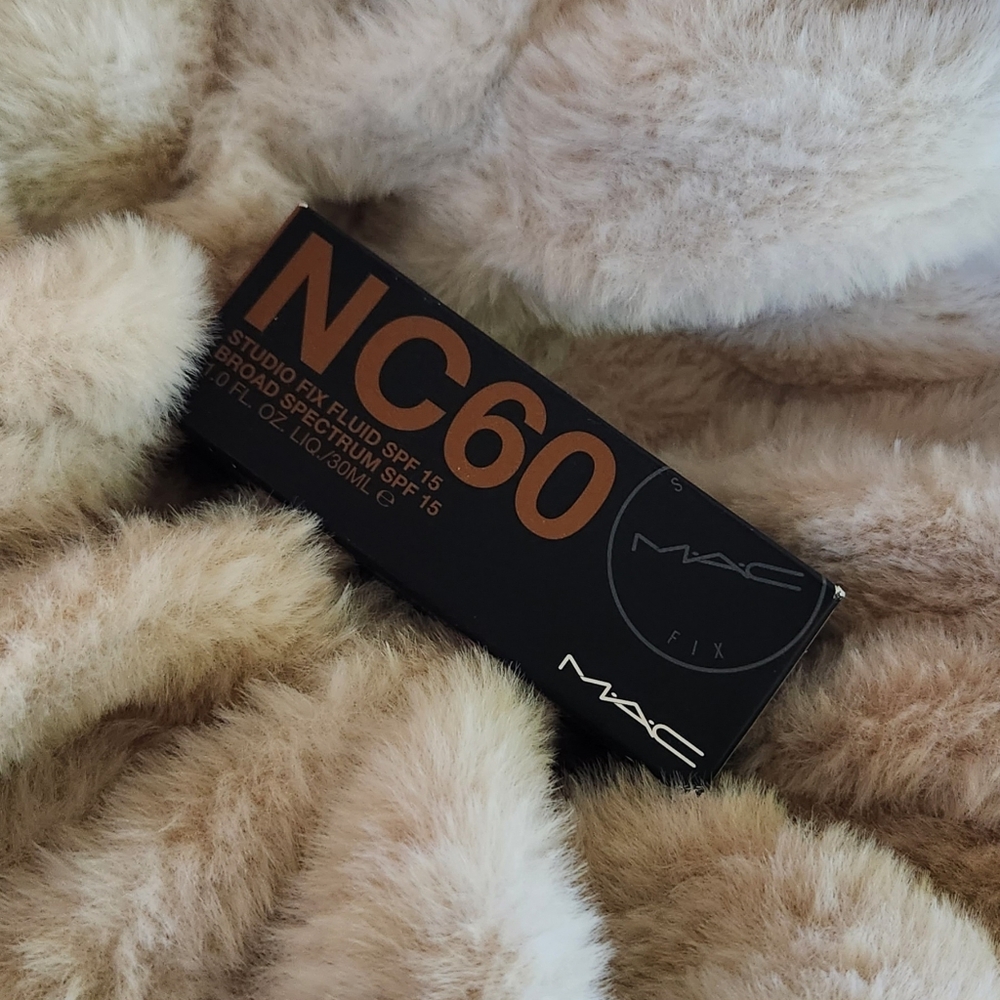 New! 🤎 MAC- Studio Fix Fluid SPF15 24HR Foundation + Oil Control - NC60 - Picture 6 of 6